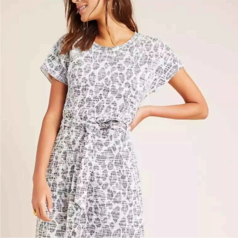 Anthropologie Dolan Left Coast Taleen Textured
Midi Dress. - Picture 2 of 7